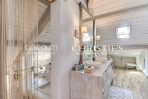 For Sale Vieux-Boucau - Property on the dune facing the ocean