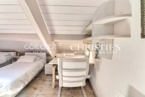 For Sale Vieux-Boucau - Property on the dune facing the ocean