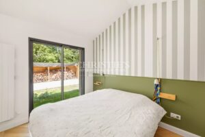 Maison familiale en bordure de forêt, proche des commodités et du tram B