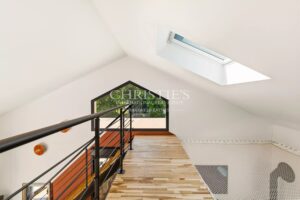 Maison familiale en bordure de forêt, proche des commodités et du tram B