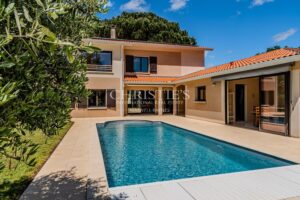 Bassin View & Grand Proportions — A Rare Balance
