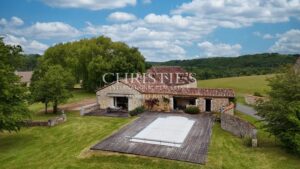 An exceptional estate in the Dordogne: an 18th-century manor house, a horse-riding estate and a lifestyle immersed in nature
