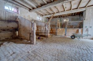 An exceptional estate in the Dordogne: an 18th-century manor house, a horse-riding estate and a lifestyle immersed in nature