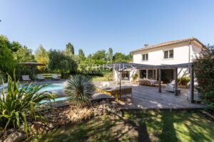 Bouliac - Exceptional house and garden - 5 bedrooms