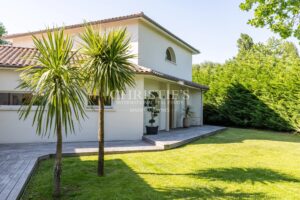 Bouliac - Exceptional house and garden - 5 bedrooms