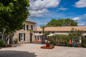 15TH-CENTURY MANSION – CONTEMPORARY ELEGANCE & FRENCH ART OF LIVING