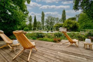 A prestigious estate with a park, in the heart of the Périgord