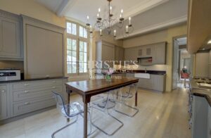 A prestigious estate with a park, in the heart of the Périgord