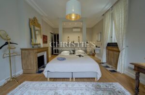 A prestigious estate with a park, in the heart of the Périgord