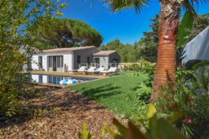 LE BOIS-PLAGE - SUPERBE VILLA ENTRE PLAGE ET COEUR DE VILLAGE