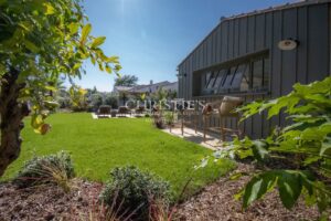 LE BOIS-PLAGE-EN RE - SUPERB FAMILY VILLA - BEACH AND SHOPS WITHIN WALKING DISTANCE