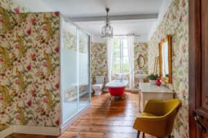 Charming countryside manoir with flexible accommodation  ﻿