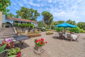 Charming countryside manoir with flexible accommodation 