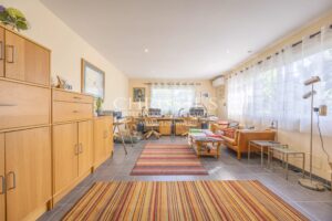 Fabuleuse maison familiale contemporaine et écoresponsable, avec piscine et vastes jardins