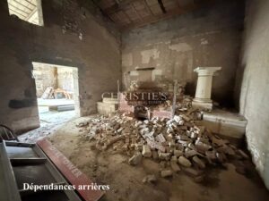 Rare : Maison de Maître, immense grange et 1,1 hectare de terrain