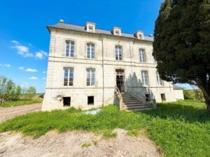 Rare : Maison de Maître, immense grange et 1,1 hectare de terrain