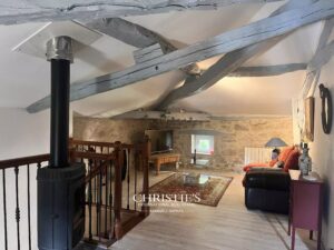 Haut-Agenais – A characterful property with spacious rooms and plenty of potential