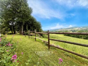 Haut-Agenais – A characterful property with spacious rooms and plenty of potential