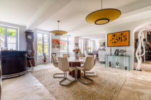 Character estate dating from the 18th century in the heart of Saint-Estèphe