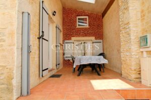 Domaine de charme avec chalet et trois gîtes. Secteur nord gironde