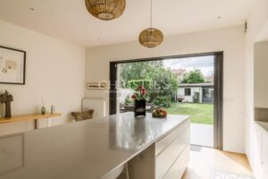300 mètres du Parc Bordelais - Échoppe double rénovée - 4 chambres - 1 bureau