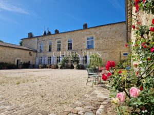 Historic 15th-century fortified château near Bordeaux