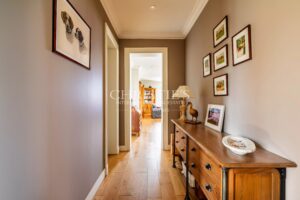EXCLUSIVE / Bordeaux City Centre: renovated flat
