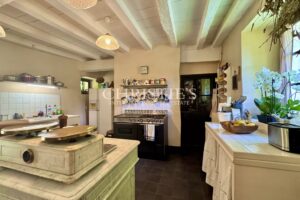 Magnificent 18th century property in Charente