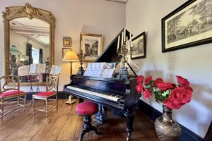 Magnificent 18th century property in Charente