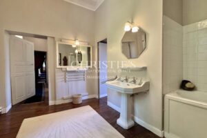 Magnificent 18th century property in Charente