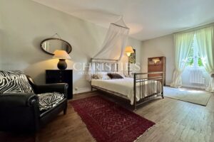 Magnificent 18th century property in Charente