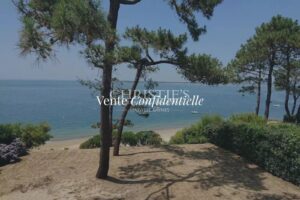 VENTE CONFIDENTIELLE - 1ère ligne Pyla Sur Mer