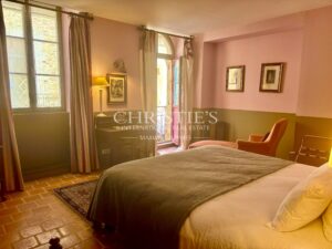 Boutique Hôtel et restaurant dans un des plus Beaux Villages de France en Dordogne