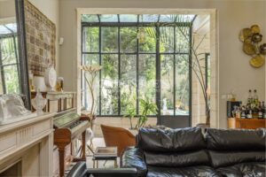 BORDEAUX / Saint-Genès : hôtel particulier avec garage, piscine et jardin