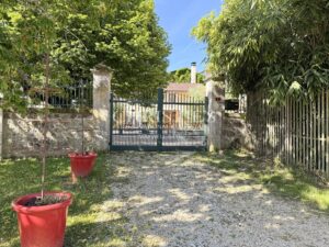 A rare 40-hectare lifestyle estate in the Dordogne, where refined living, hospitality and an equestrian way of life come together seamlessly.