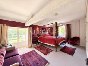 A rare 40-hectare lifestyle estate in the Dordogne, where refined living, hospitality and an equestrian way of life come together seamlessly.