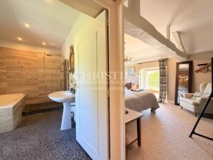 A rare 40-hectare lifestyle estate in the Dordogne, where refined living, hospitality and an equestrian way of life come together seamlessly.