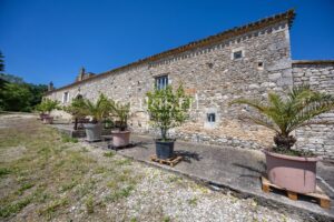 Historic Winemaker's Château Estate with Guest Cottages and 64 Hectares of Varied Grounds.