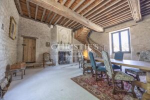 Historic Winemaker's Château Estate with Guest Cottages and 64 Hectares of Varied Grounds.