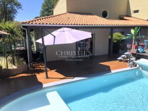 Villa lumineuse avec piscine à Meschers, proche plage et Royan