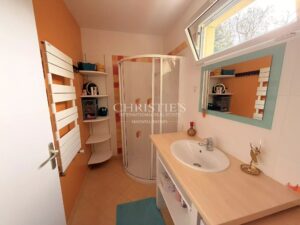 Villa lumineuse avec piscine à Meschers, proche plage et Royan