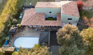 Villa lumineuse avec piscine à Meschers, proche plage et Royan