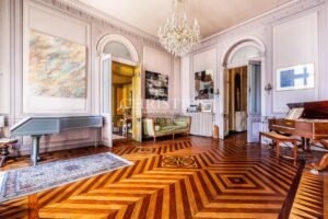 Bordeaux Saint-Pierre - Exceptional Historic Apartment