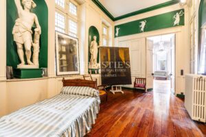 Bordeaux Saint-Pierre - Exceptional Historic Apartment
