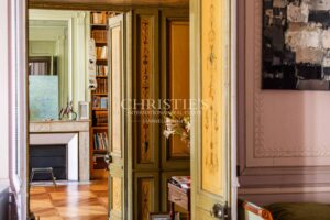 Bordeaux Saint-Pierre - Exceptional Historic Apartment