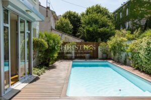 Maison familiale - Parc Bordelais - 5 chambres - garage - parking
