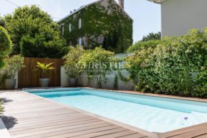 Maison familiale - Parc Bordelais - 5 chambres - garage - parking