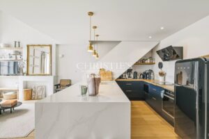 Very beautiful apartment - Saint-Seurin District Bordeaux - 3 bedrooms - Garage