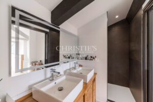 Very beautiful apartment - Saint-Seurin District Bordeaux - 3 bedrooms - Garage