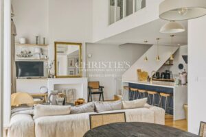 Very beautiful apartment - Saint-Seurin District Bordeaux - 3 bedrooms - Garage